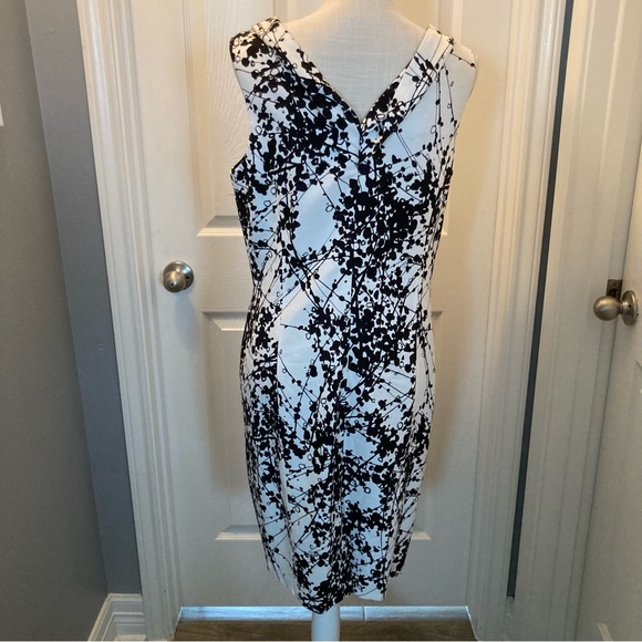 Size 12 Sara Campbell dress - Picture 5 of 7